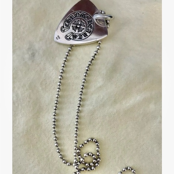 Chrome Hearts, solid silver, 18” beaded chain, “guitar pick”shaped pendant. - Picture 3 of 9